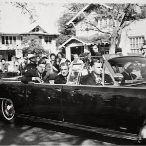 Presidential motorcade in Dallas